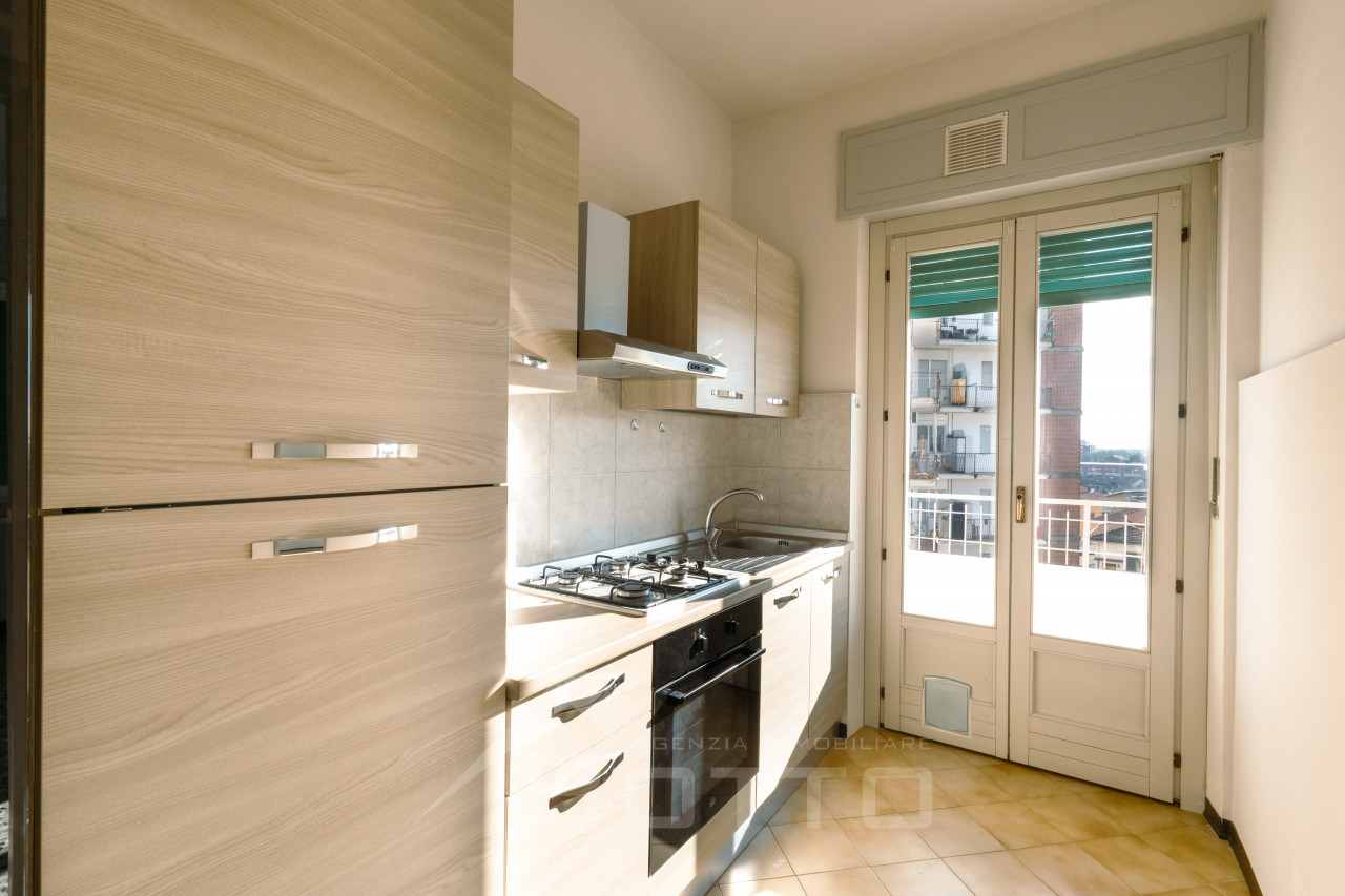 000__appartamento-vendita-gattinara-cucina2_wmk_0