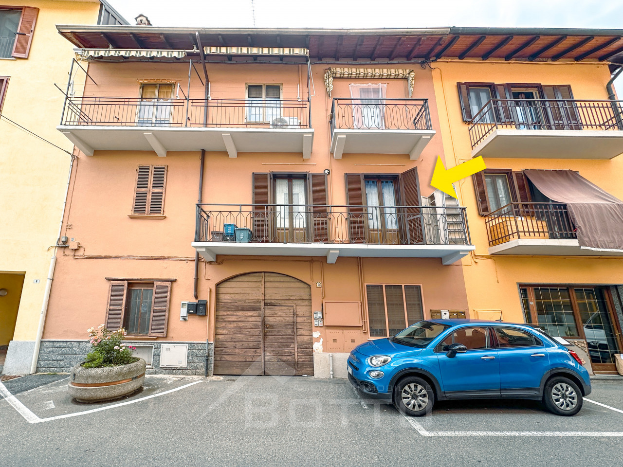 000__appartamento-vendita-gattinara-esterno3_wmk_0