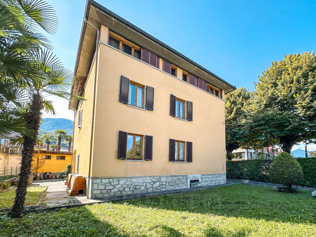 Casa indipendente in vendita a Baveno, con giardino