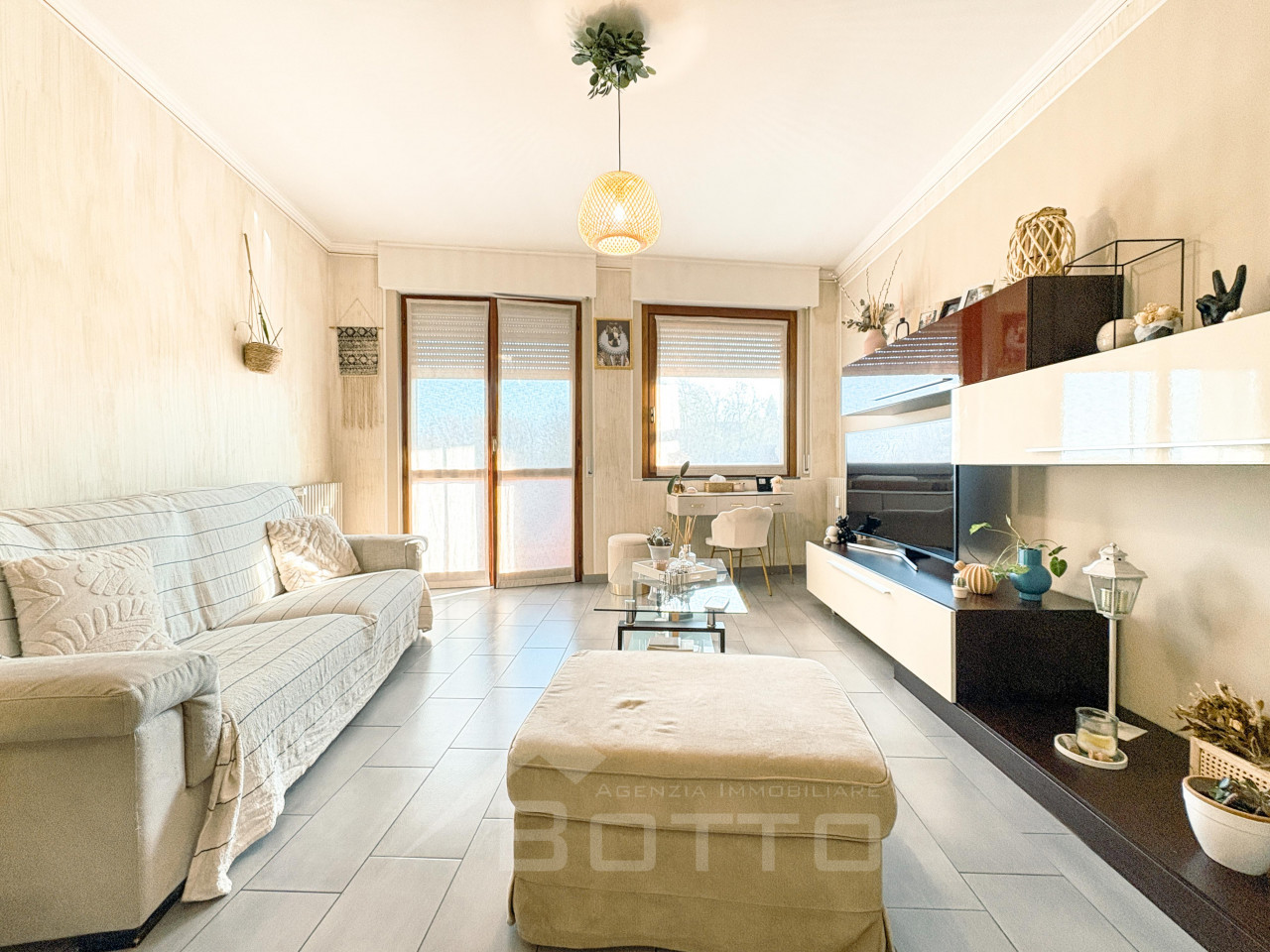 000__casa-vendita-boca-sofa1_wmk_0