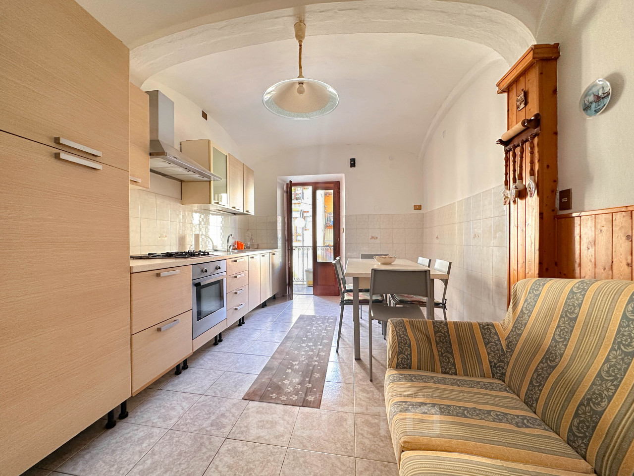 000__casa-vendita-cavallirio-sofa_wmk_0