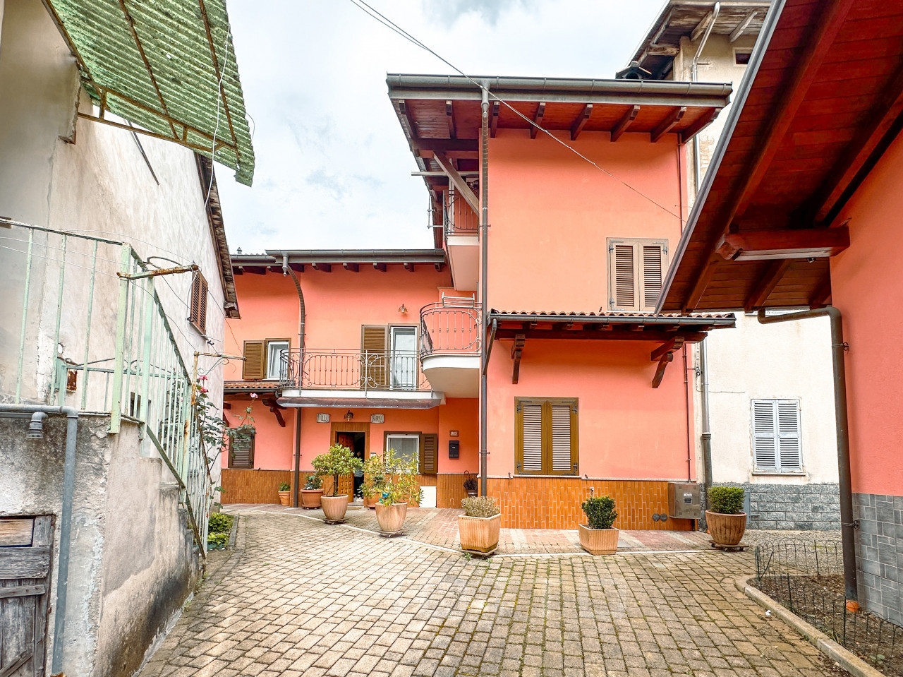 000__casa-vendita-pray-esterno1_wmk_0