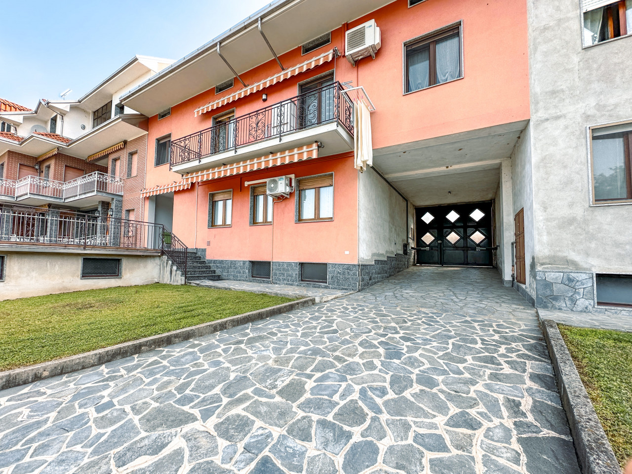 000__casa-vendita-romgnano-esterno54