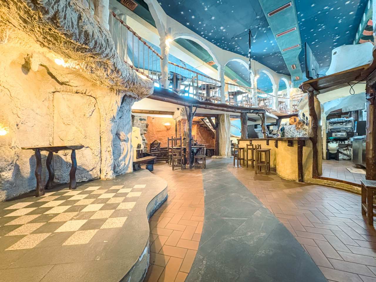 000__ristorante-vendita-verbania-salone323