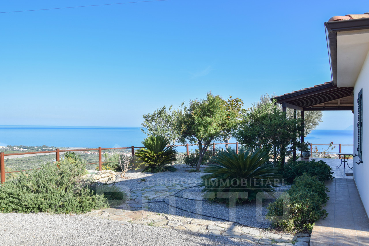 Villa in vendita a Torrenova