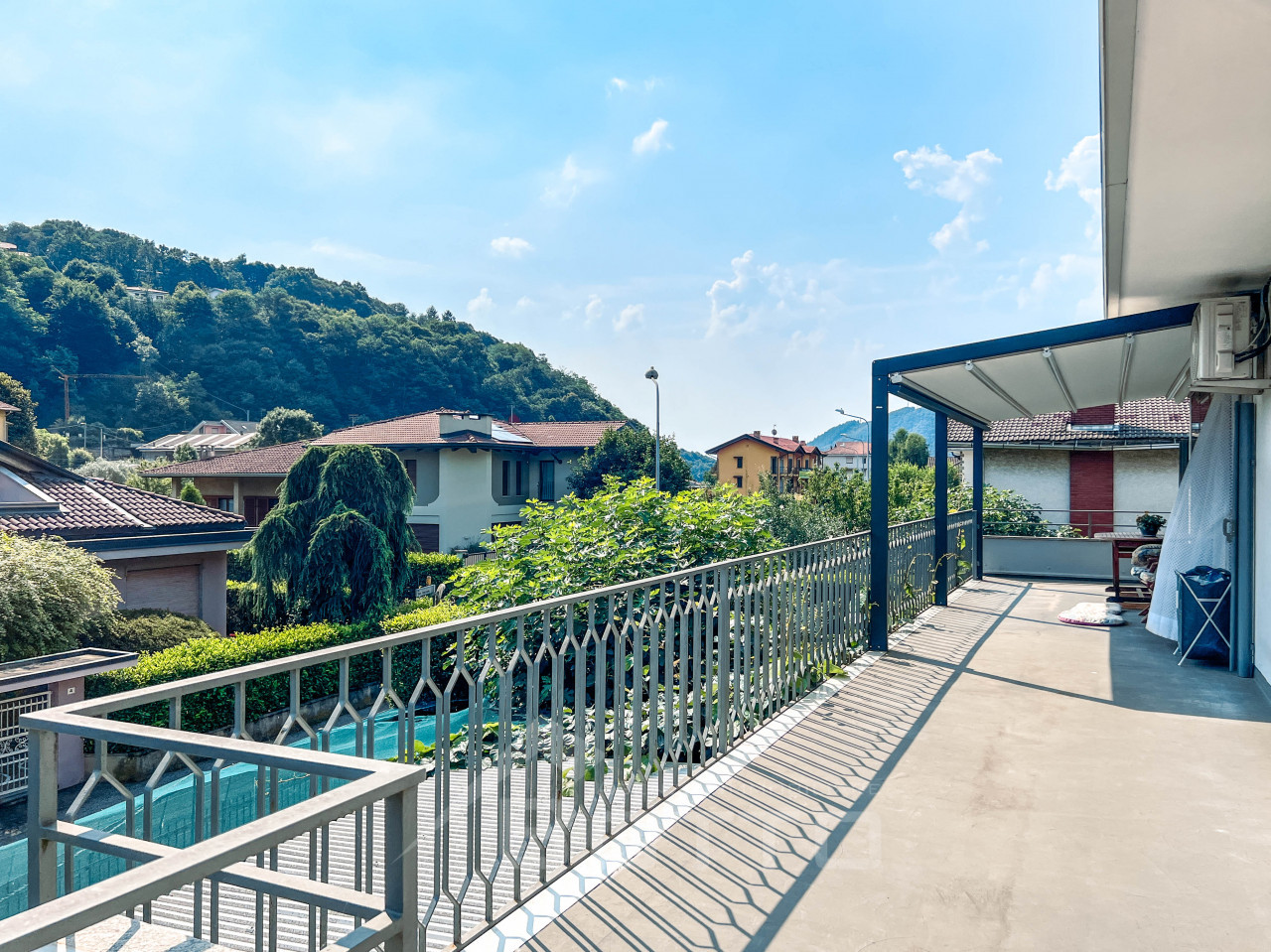 000__villa-vendita-borgosesia-1piano-vista_wmk_0