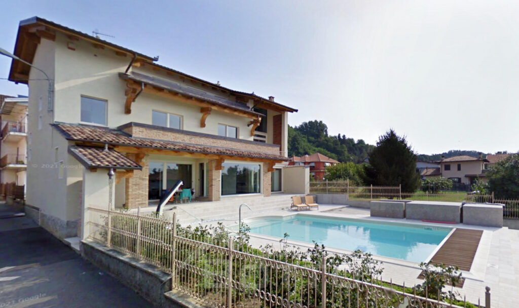 Villa in vendita a Romagnano Sesia, con piscina