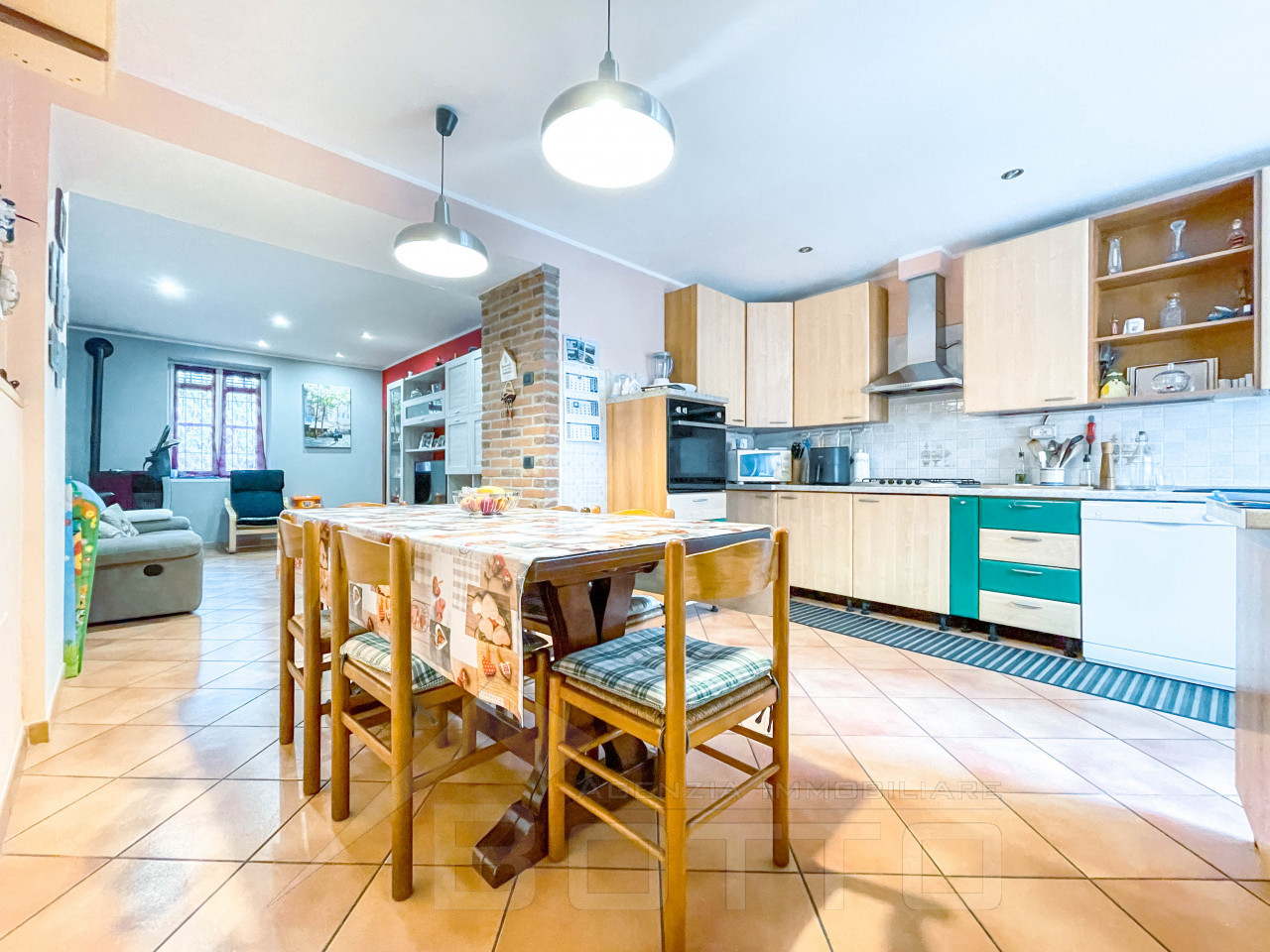 001__casa-cavaglio-vendita-cucina_wmk_0