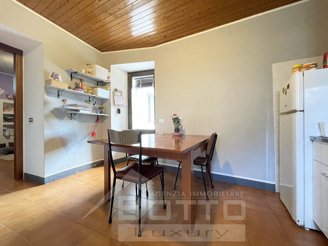001__casa-vendita-gignese-salotto_wmk_0