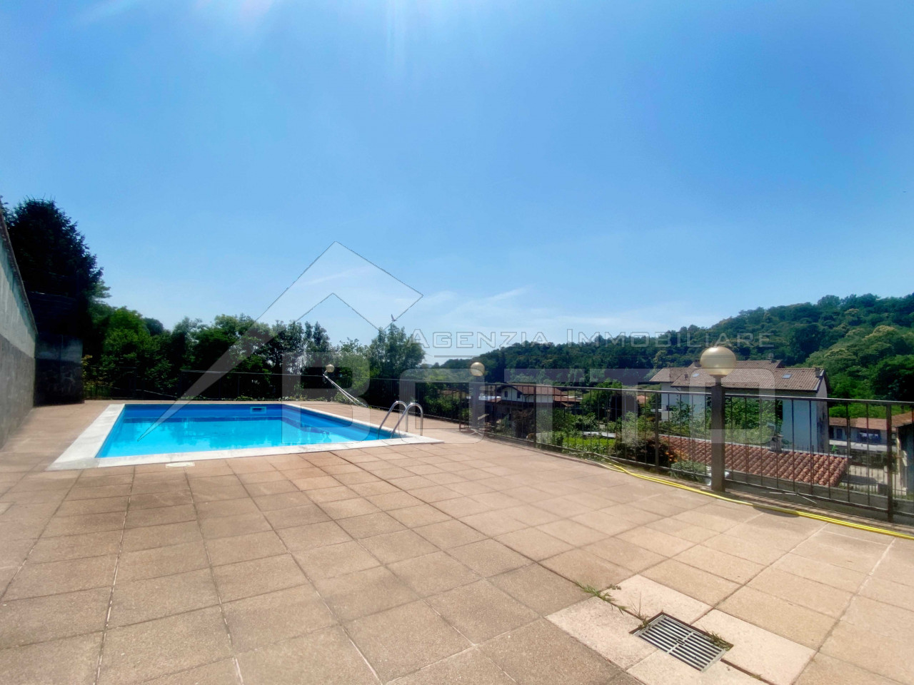 001__casa-vendita-grignasco-piscina1