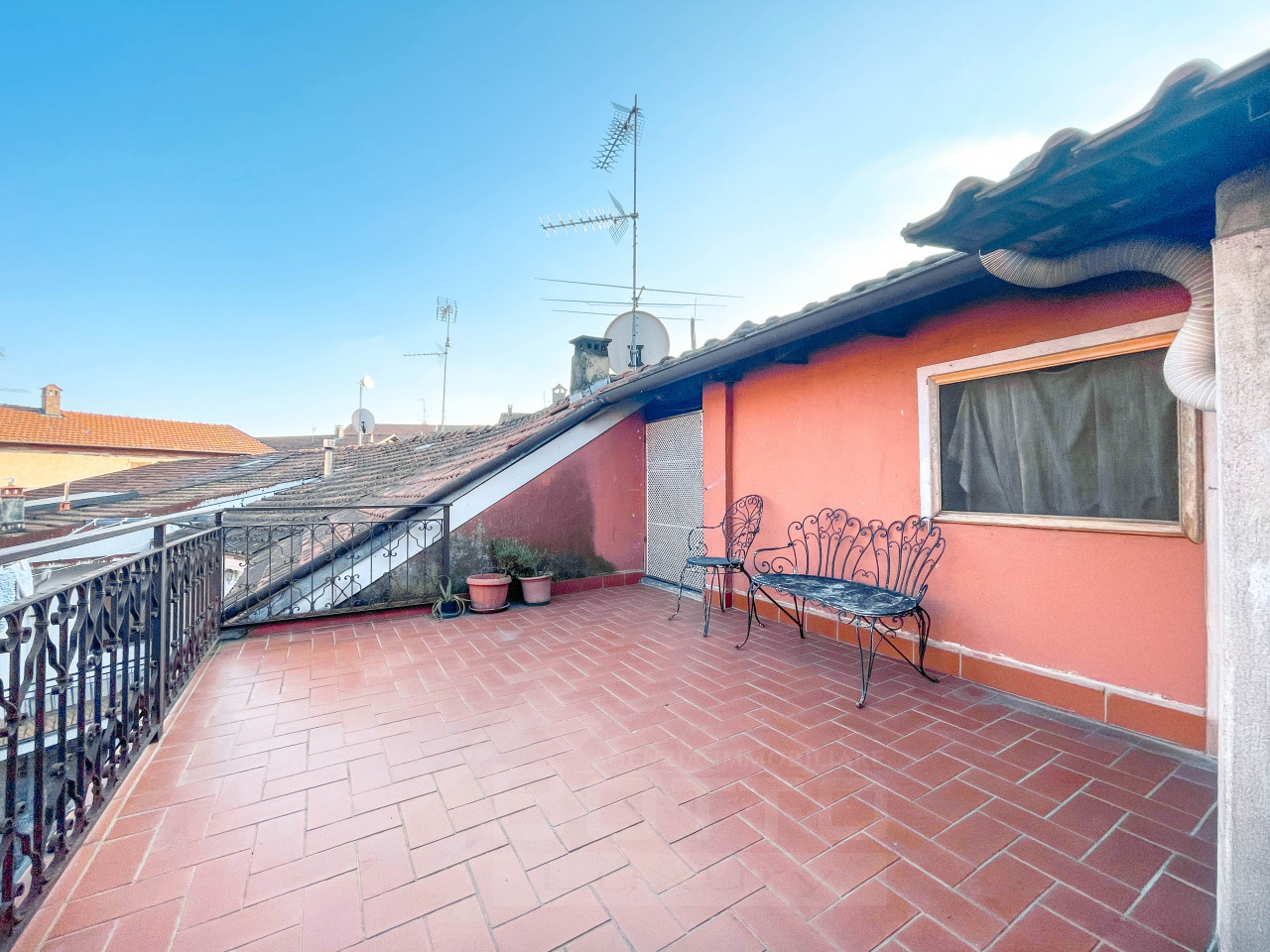 001__casa-vendita-invorio-esterno21_wmk_0