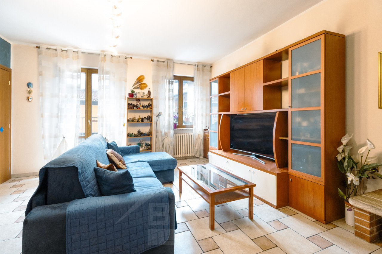001__vendita-appartamento-talonno-soggiorno_wmk_0
