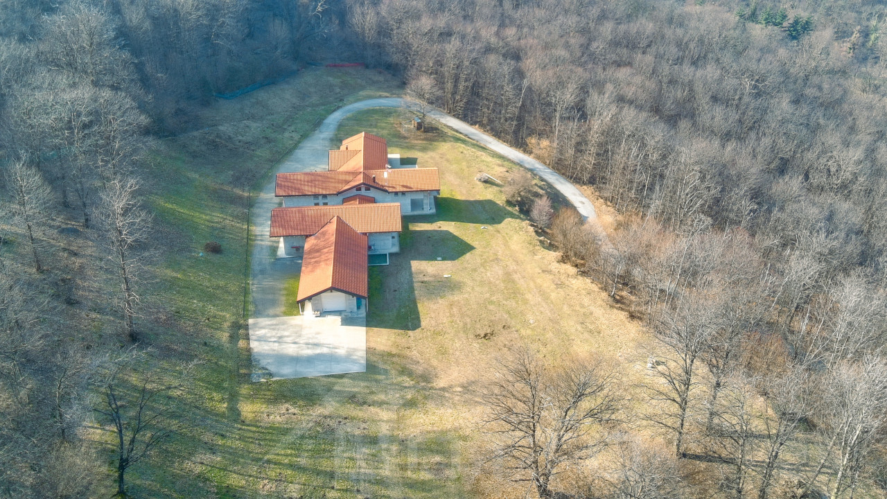 001__villa_vendita_nonio_esterno3_wmk_0
