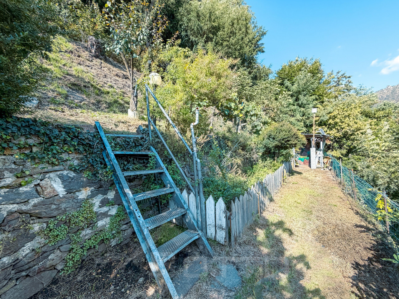 002__bifamiliare-vendita-omegna-terreno2-2_wmk_0