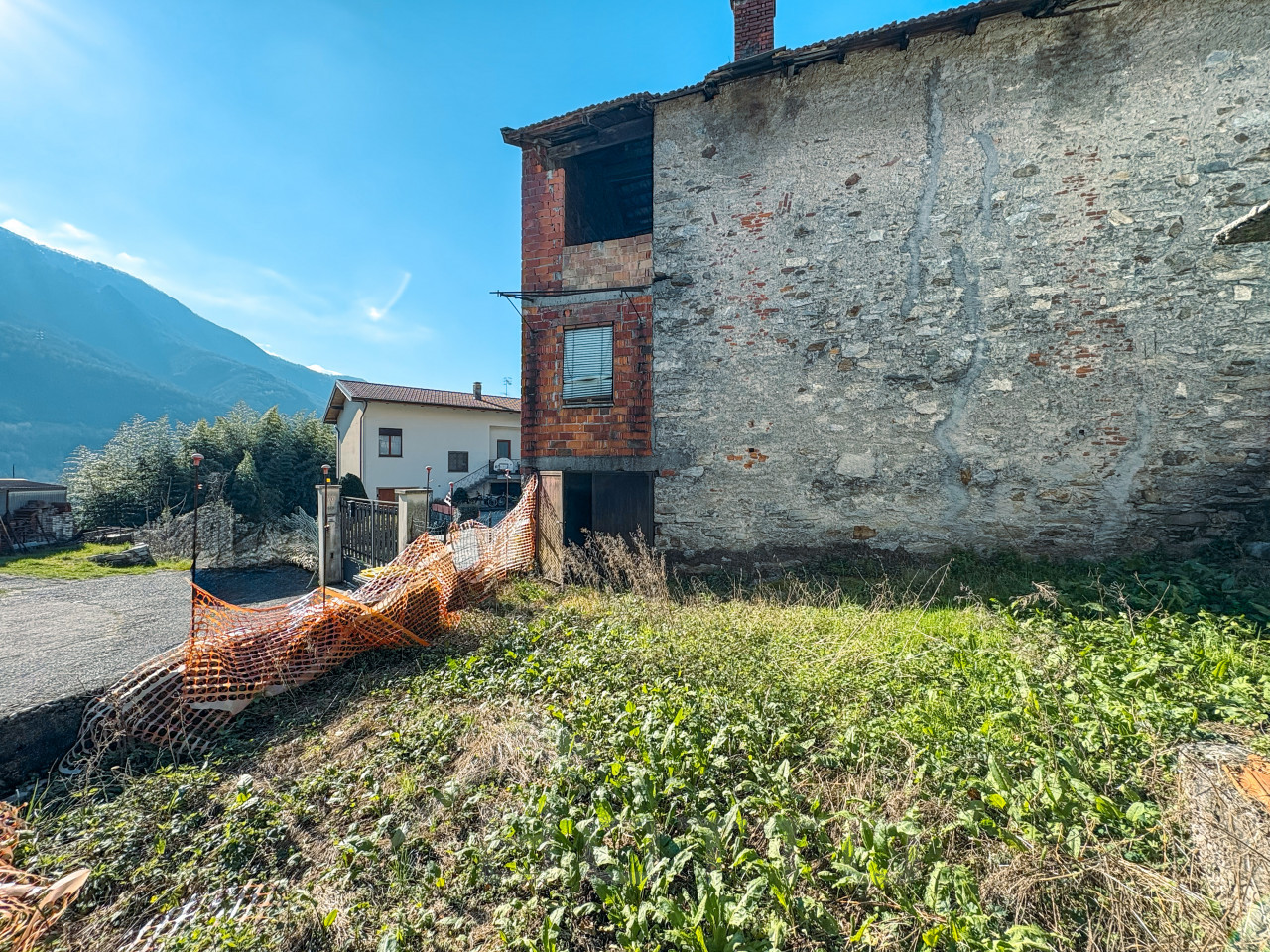 002__casa-omegna-vendita-esterno5_wmk_0