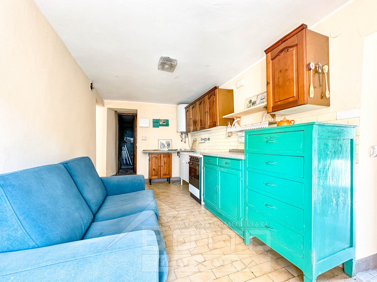 002__casa-vendita-cervatto-cucina_wmk_0
