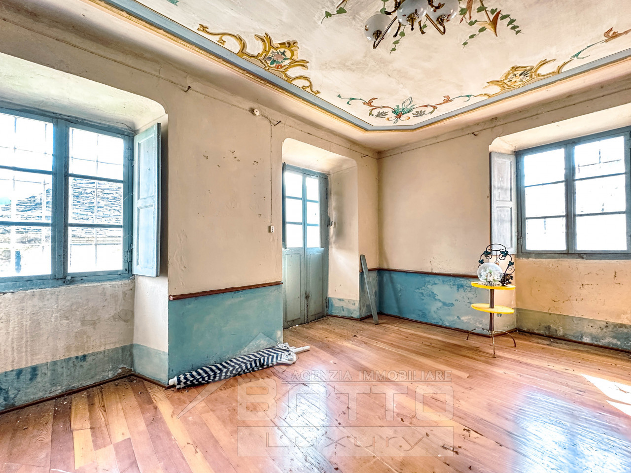 002__casa-vendita-cervatto-stanza3_wmk_0