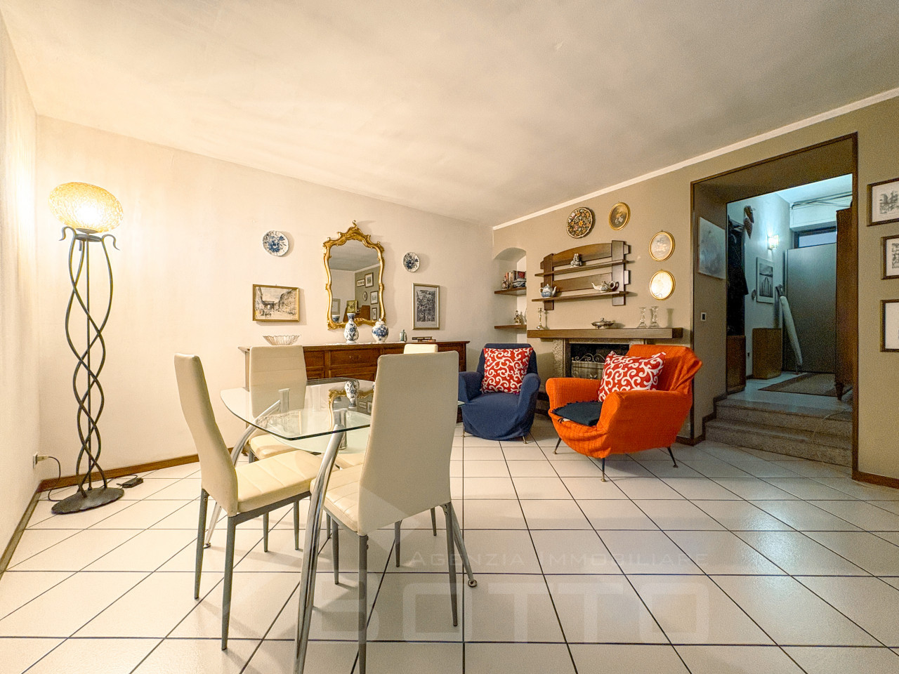 002__casa-vendita-gozzano-balconi4_wmk_0