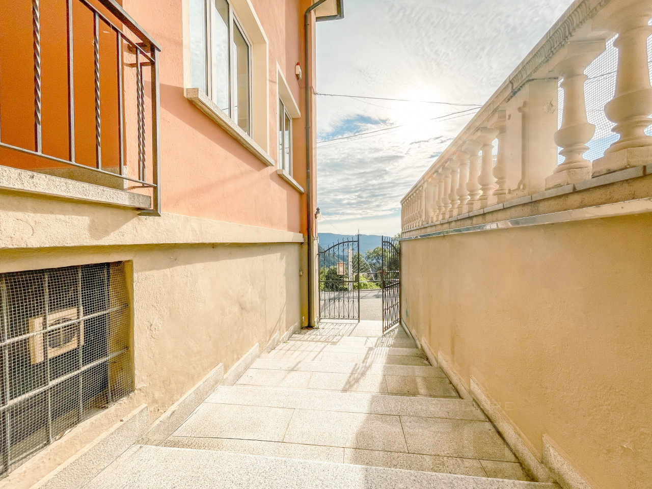 002__hotel-vendita-arola-esterno8_wmk_0