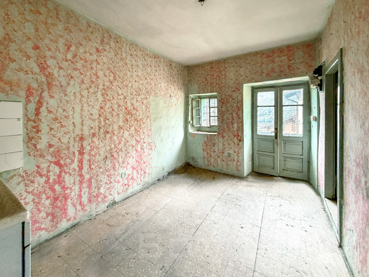 002__rustico-vendita-omegna-stanza5_wmk_0