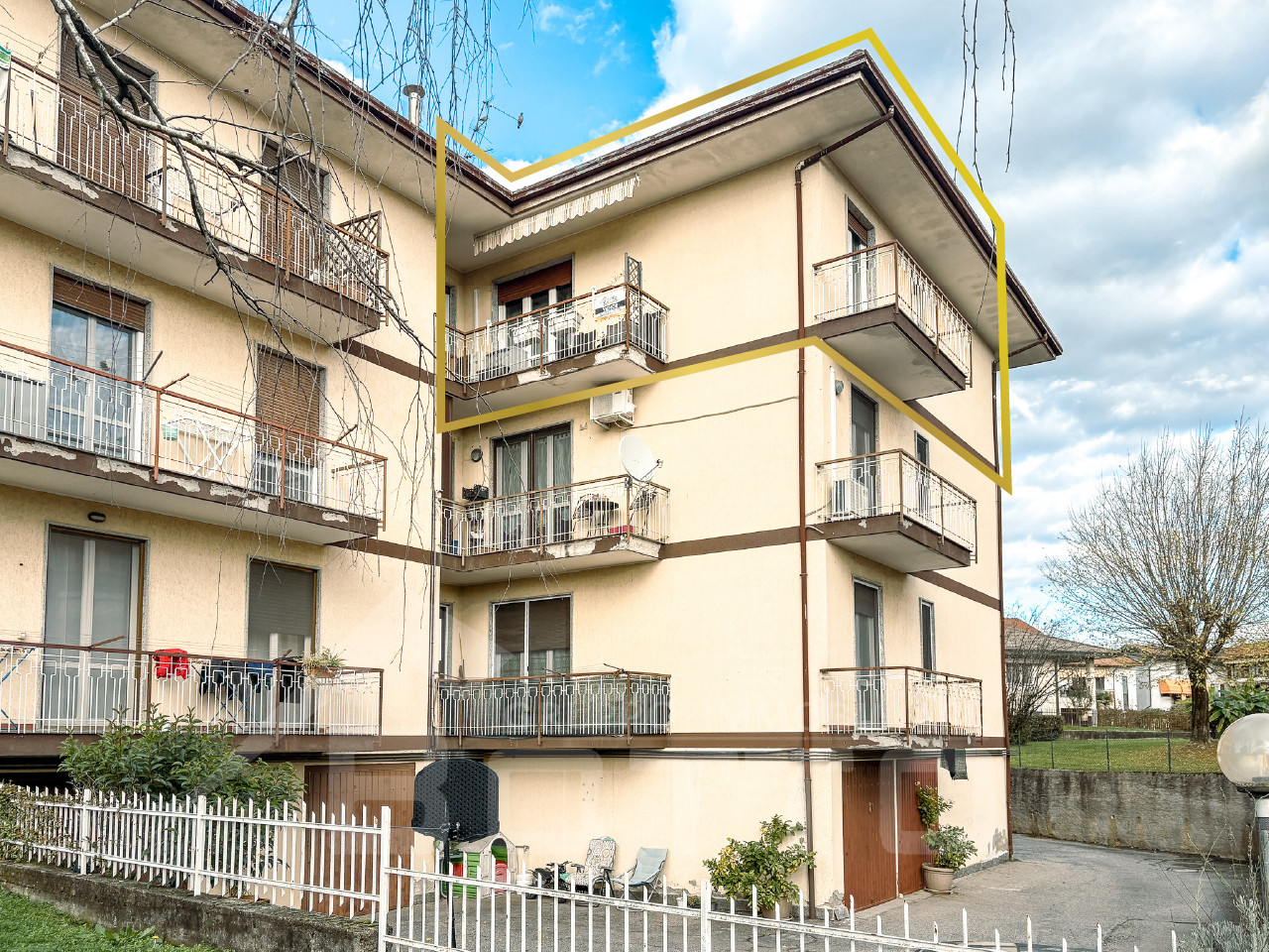 002__vendita-appartamento-marano-ticino-facciata1_wmk_0