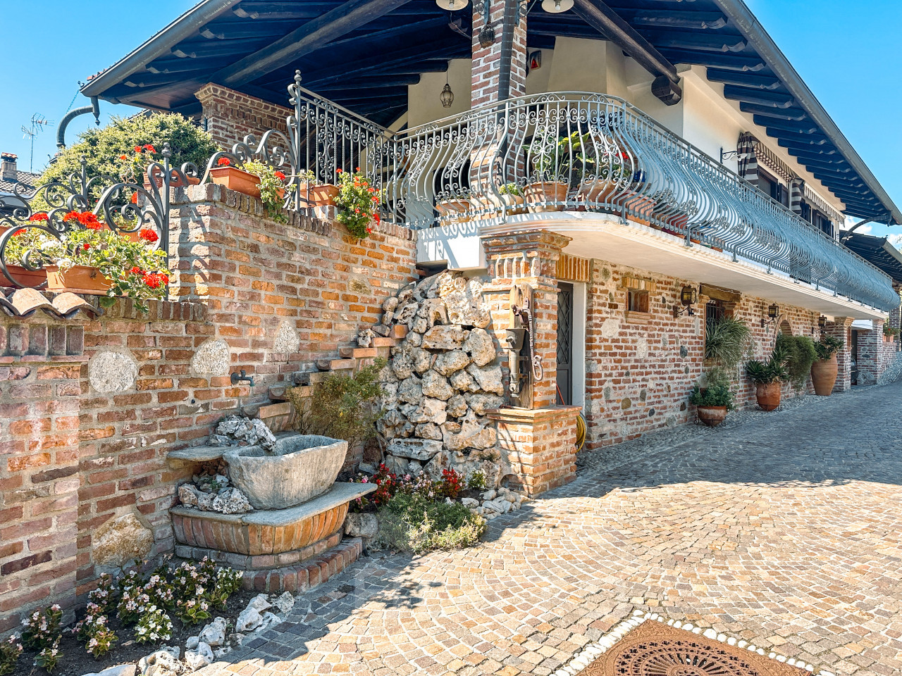 002__villa-vendita-luciano-esterno2_wmk_0