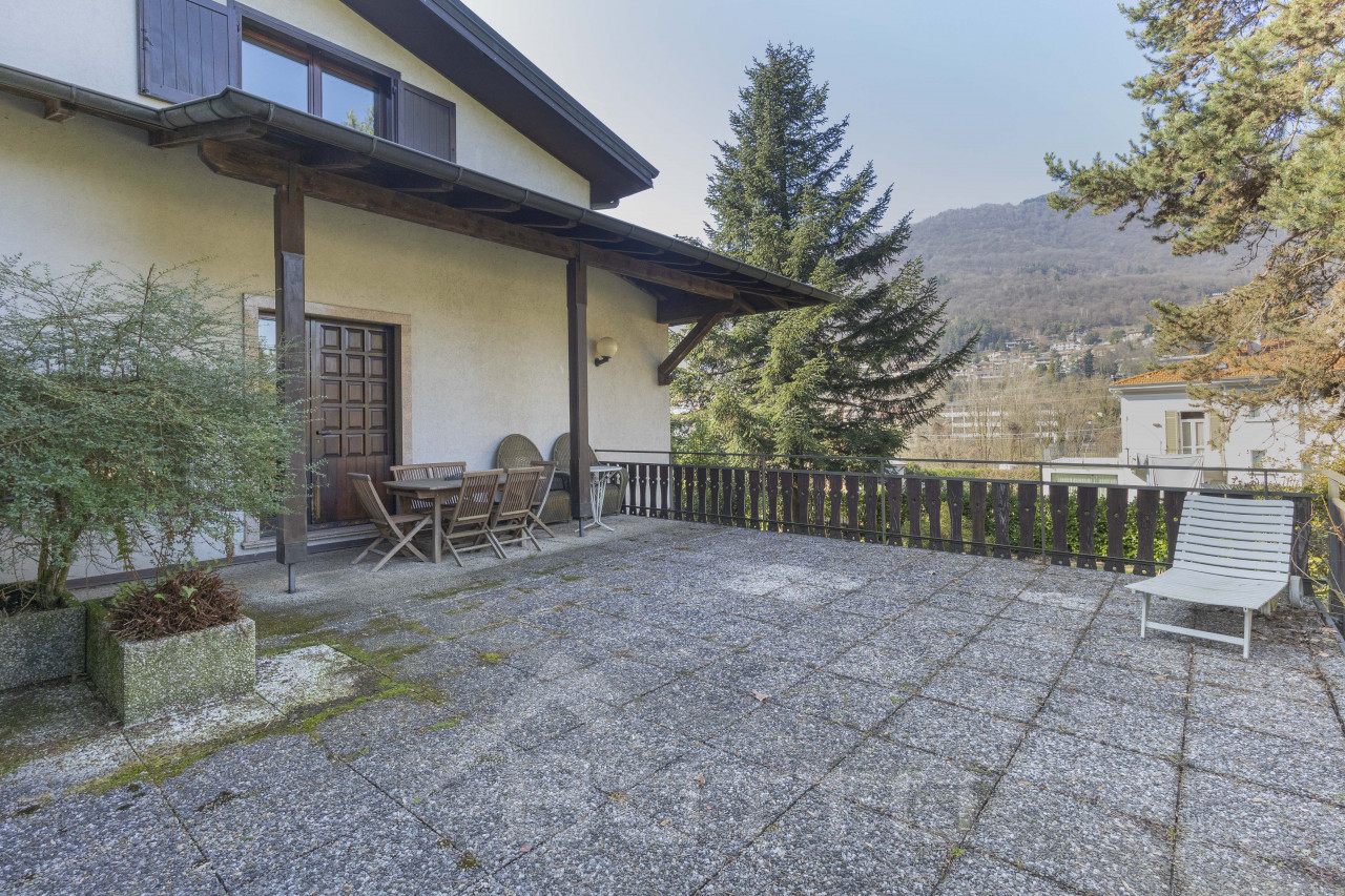 002__villa-vendita-omegna21_wmk_0