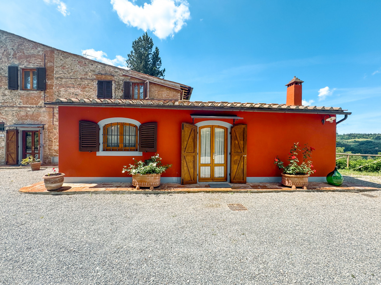 003__agriturismo-toscana-vendita-facciata1_wmk_0