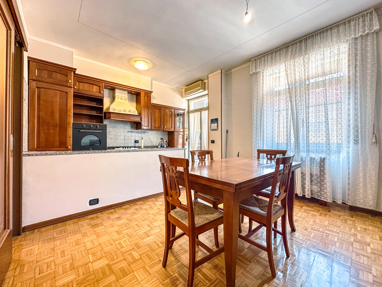 003__appartamento-vendita-borgosesia-cucina8