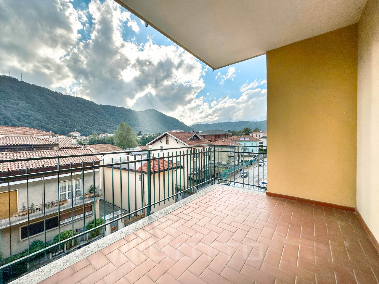 003__appartamento-vendita-borgosesia-terrazzo_wmk_0