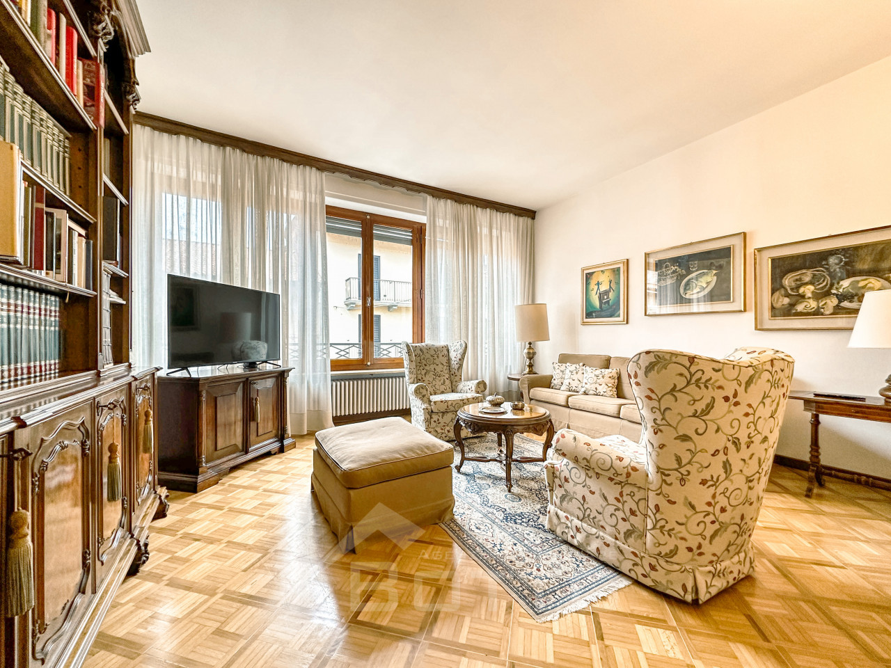 003__appartamento-vendita-gattinara-sofa2_wmk_0