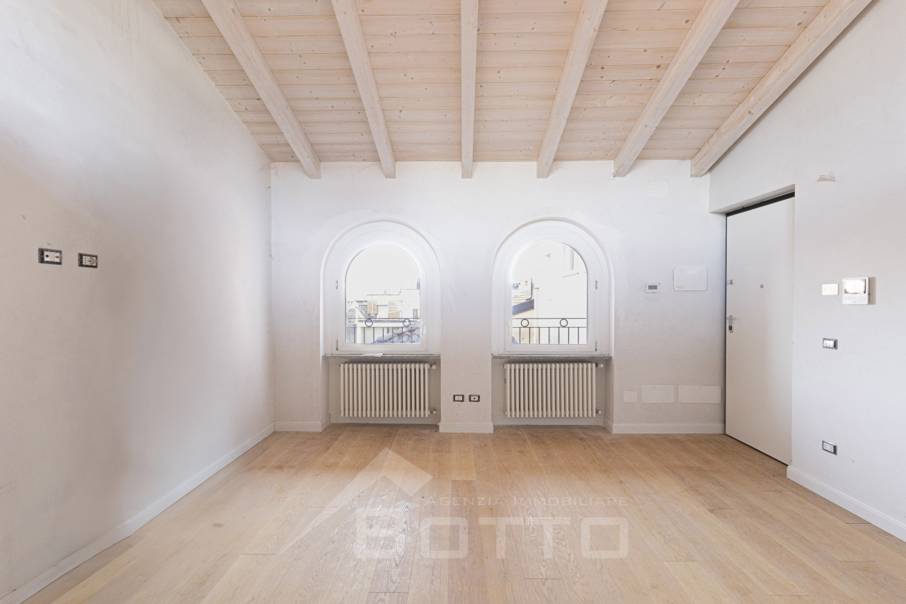 003__appartamento-vendita-gattinara2_wmk_0