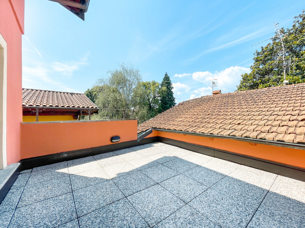 003__appartamento-vendita-verbania-esterno7_wmk_0