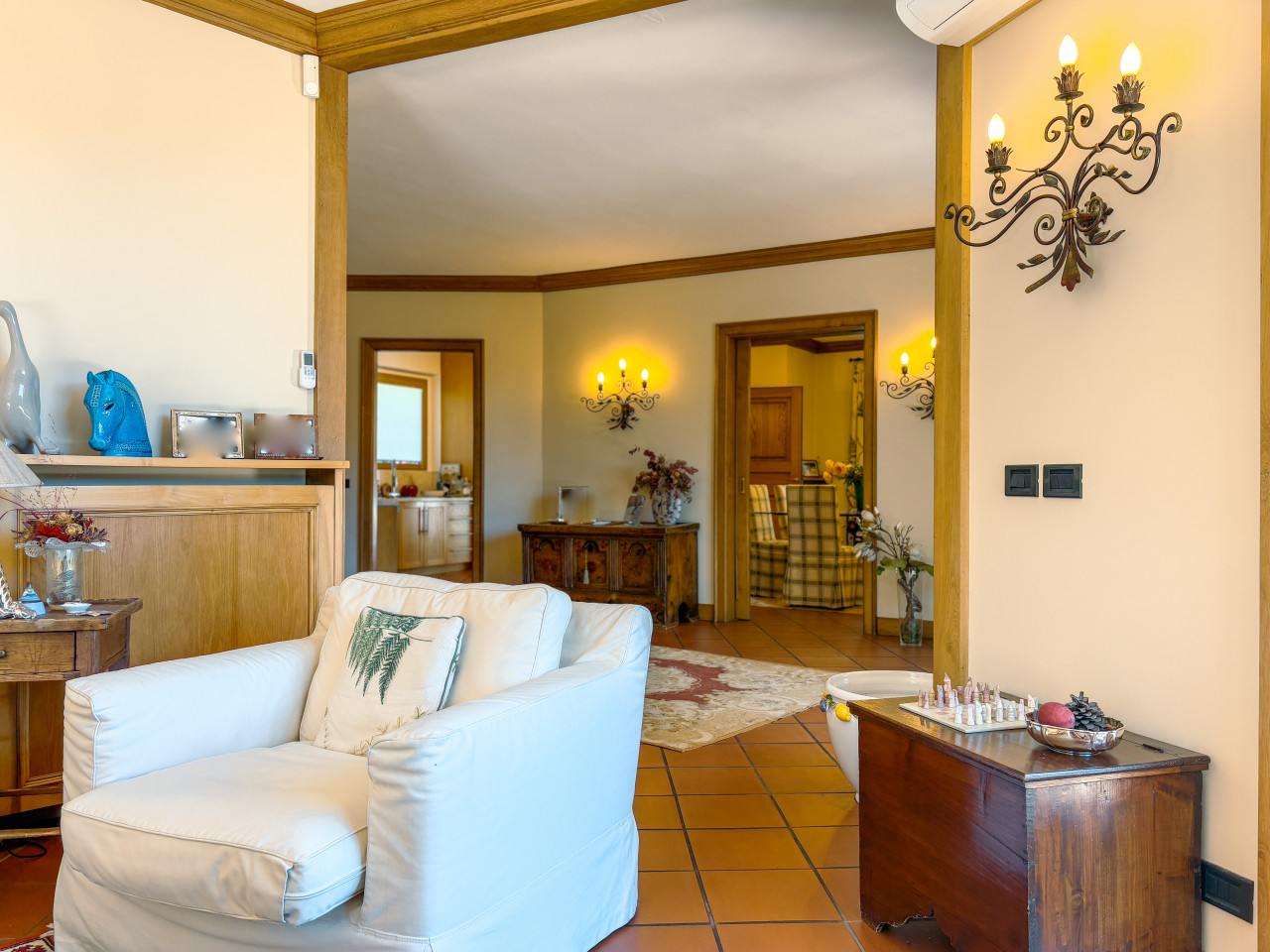 003__casa-oleggio-vendita-dettaglio