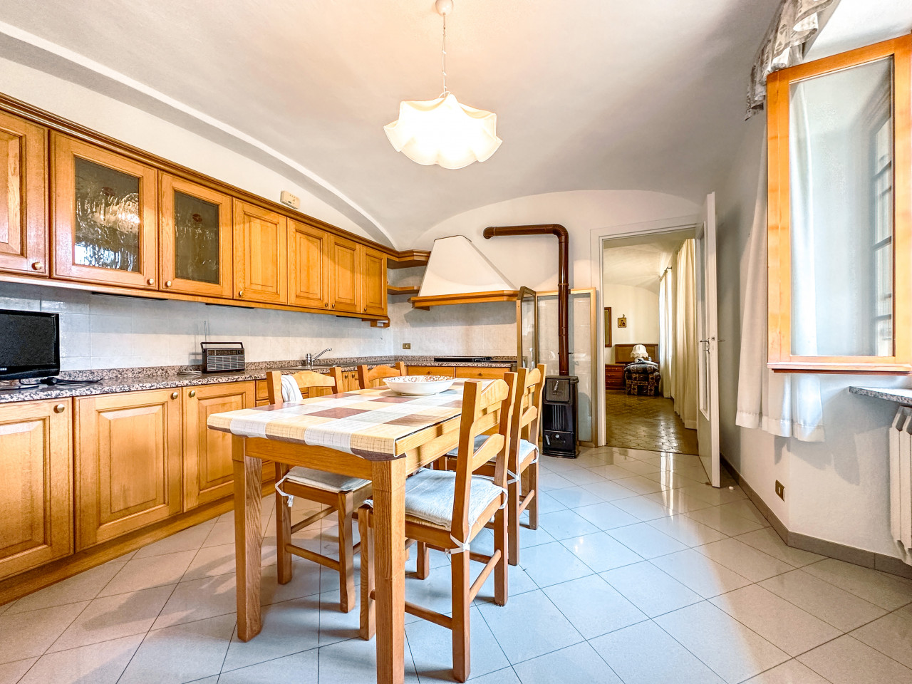 003__casa-vendita-mauletta-tavolo43