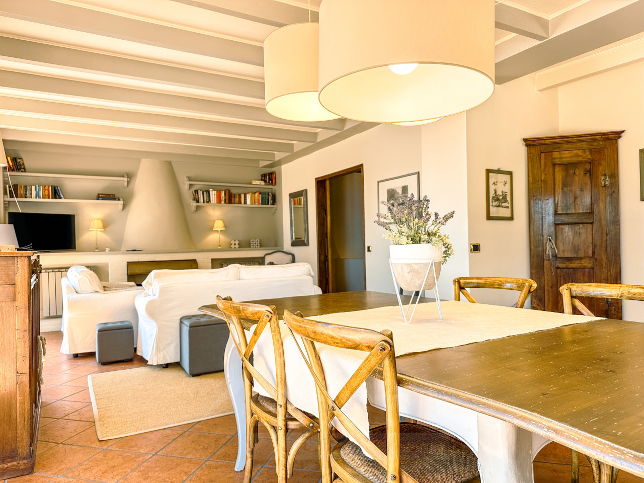 003__villa-vendita-baveno-tavolo76_wmk_0