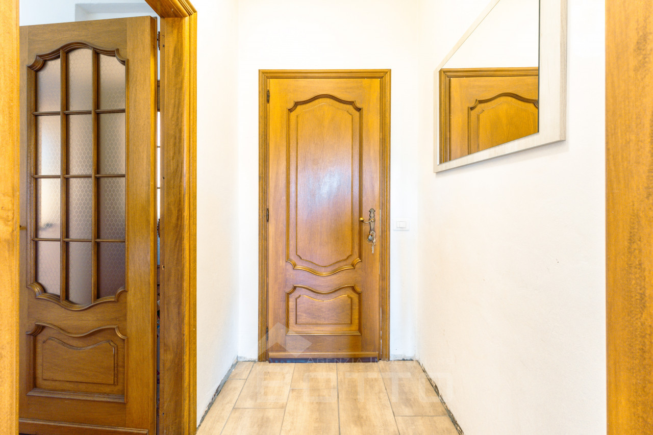 004__appartamento-vendita-grignasco-ingresso_wmk_0