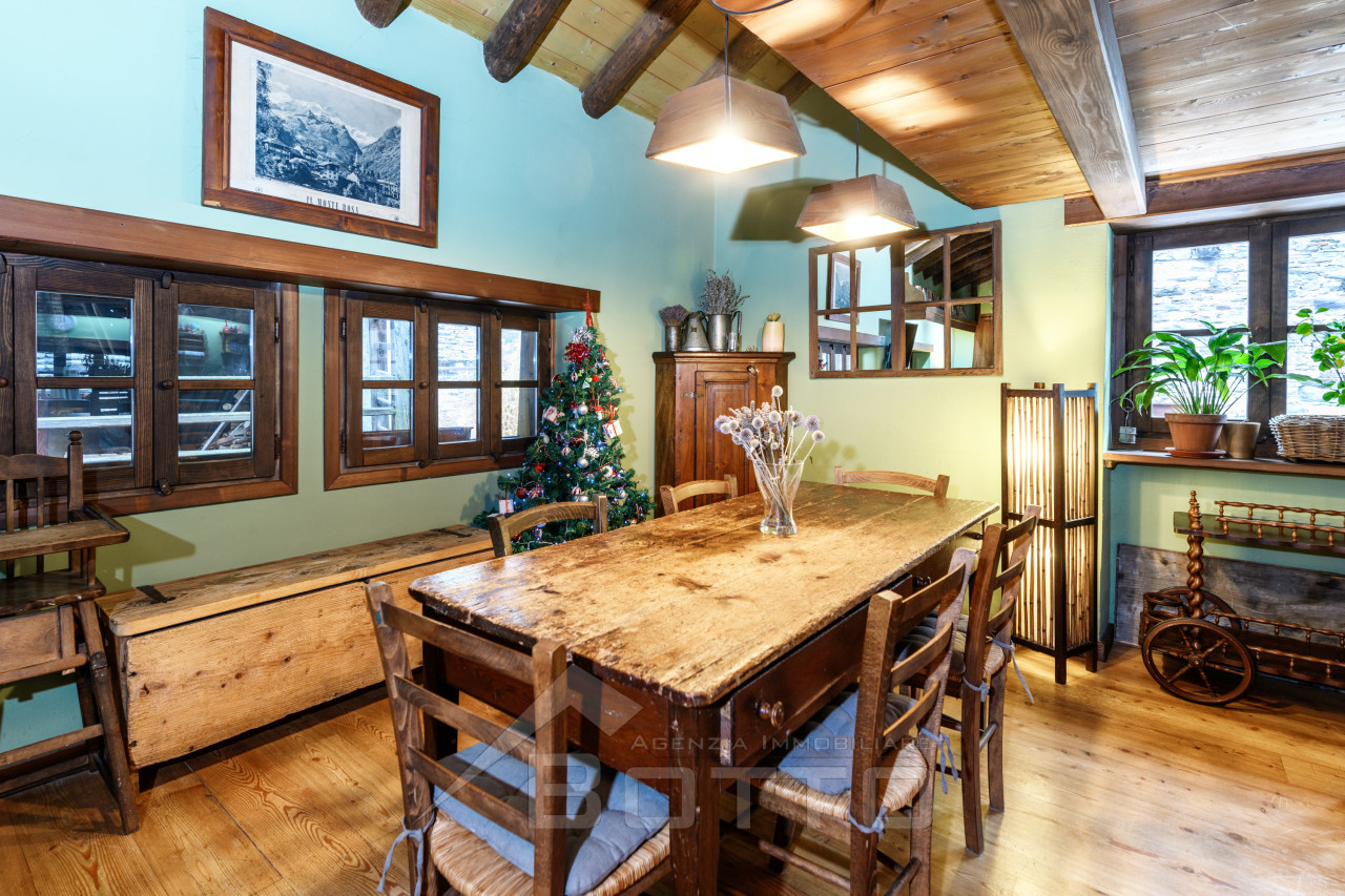 004__attico-vendita-alagna-cucina1
