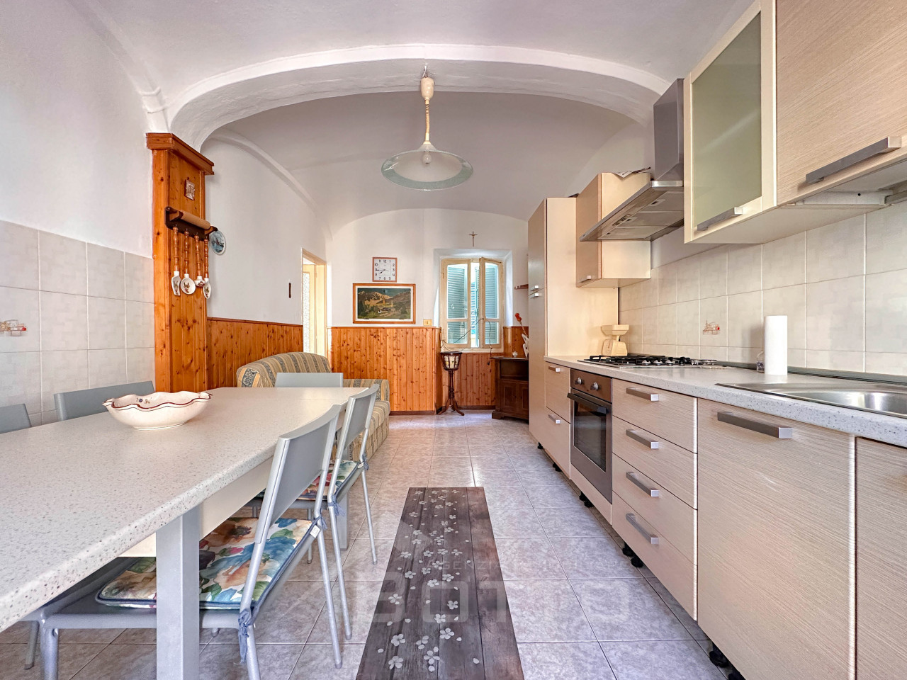 004__casa-vendita-cavallirio-cucina2_wmk_0
