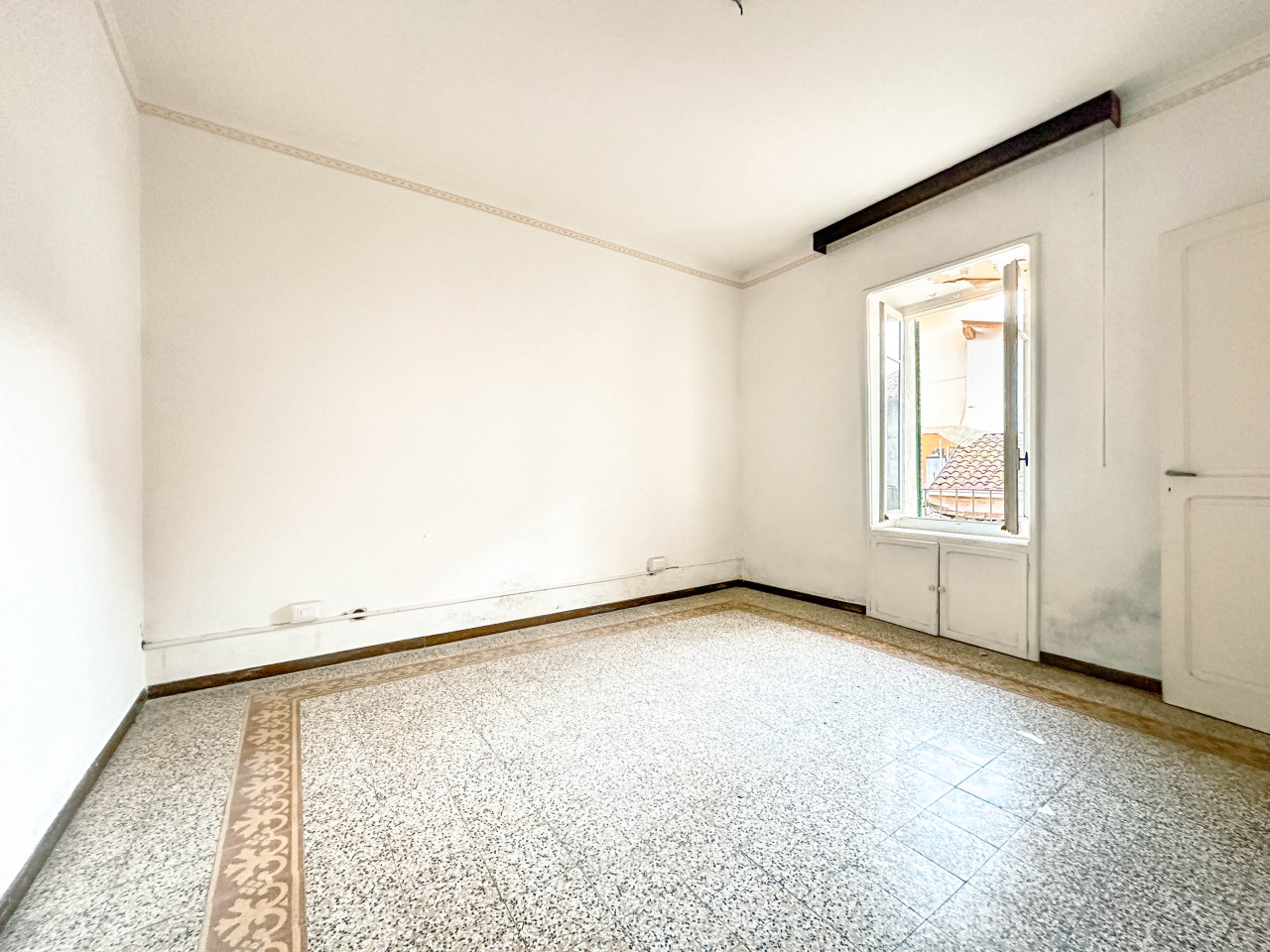 004__casa-vendita-grignasco-stanza2