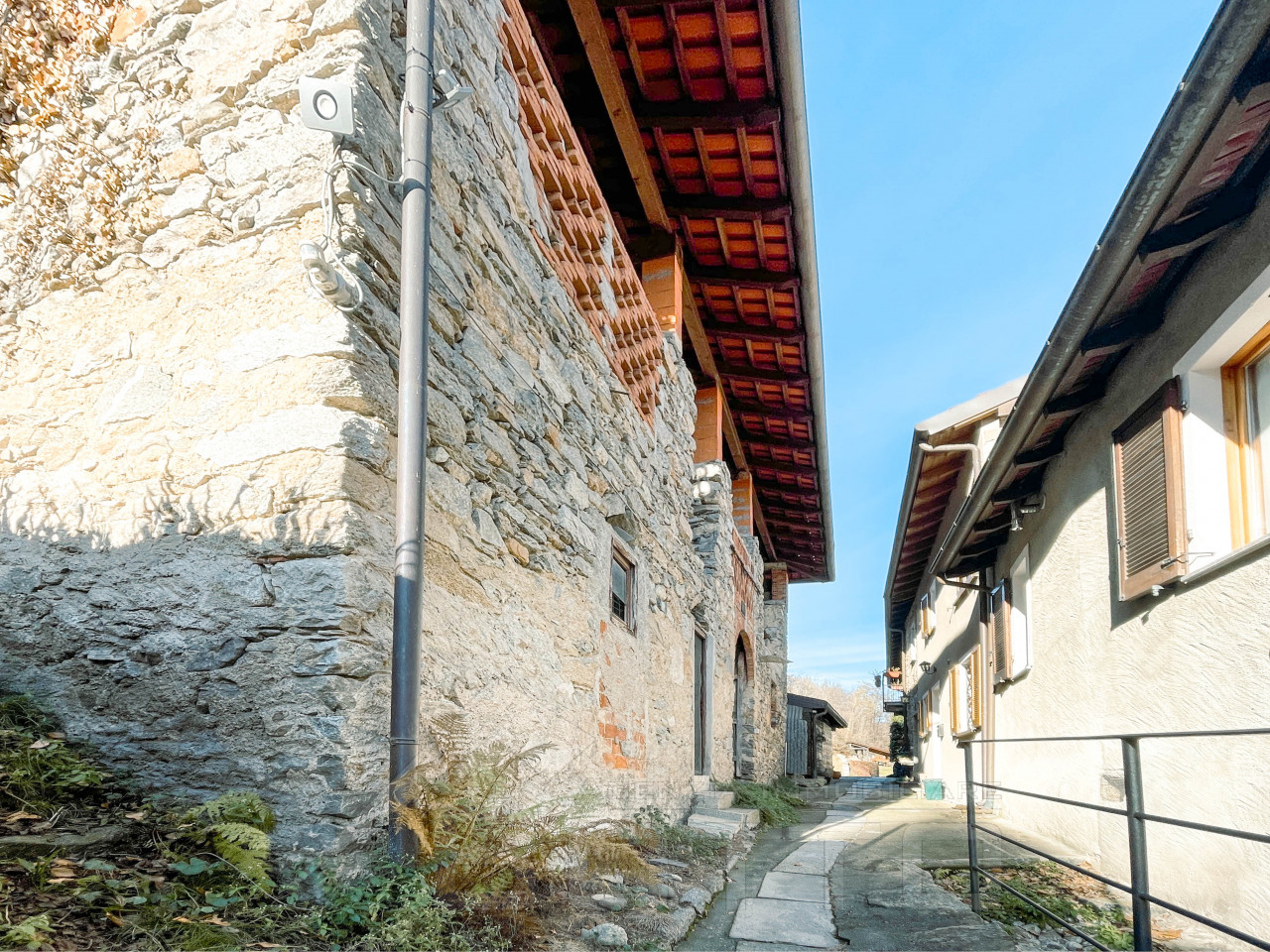 004__casa-vendita-meina-esterno