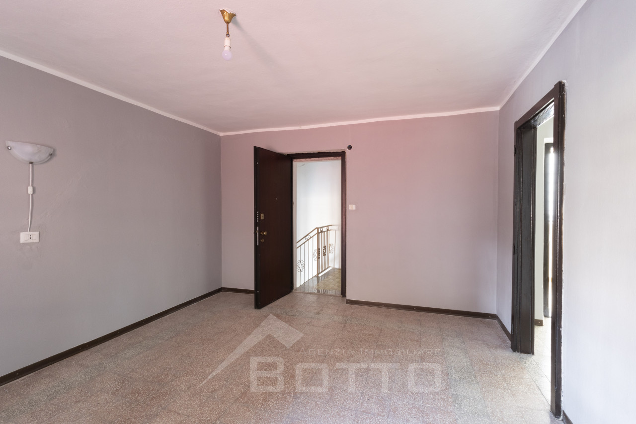 004__casa-vendita-serravalle5_wmk_0