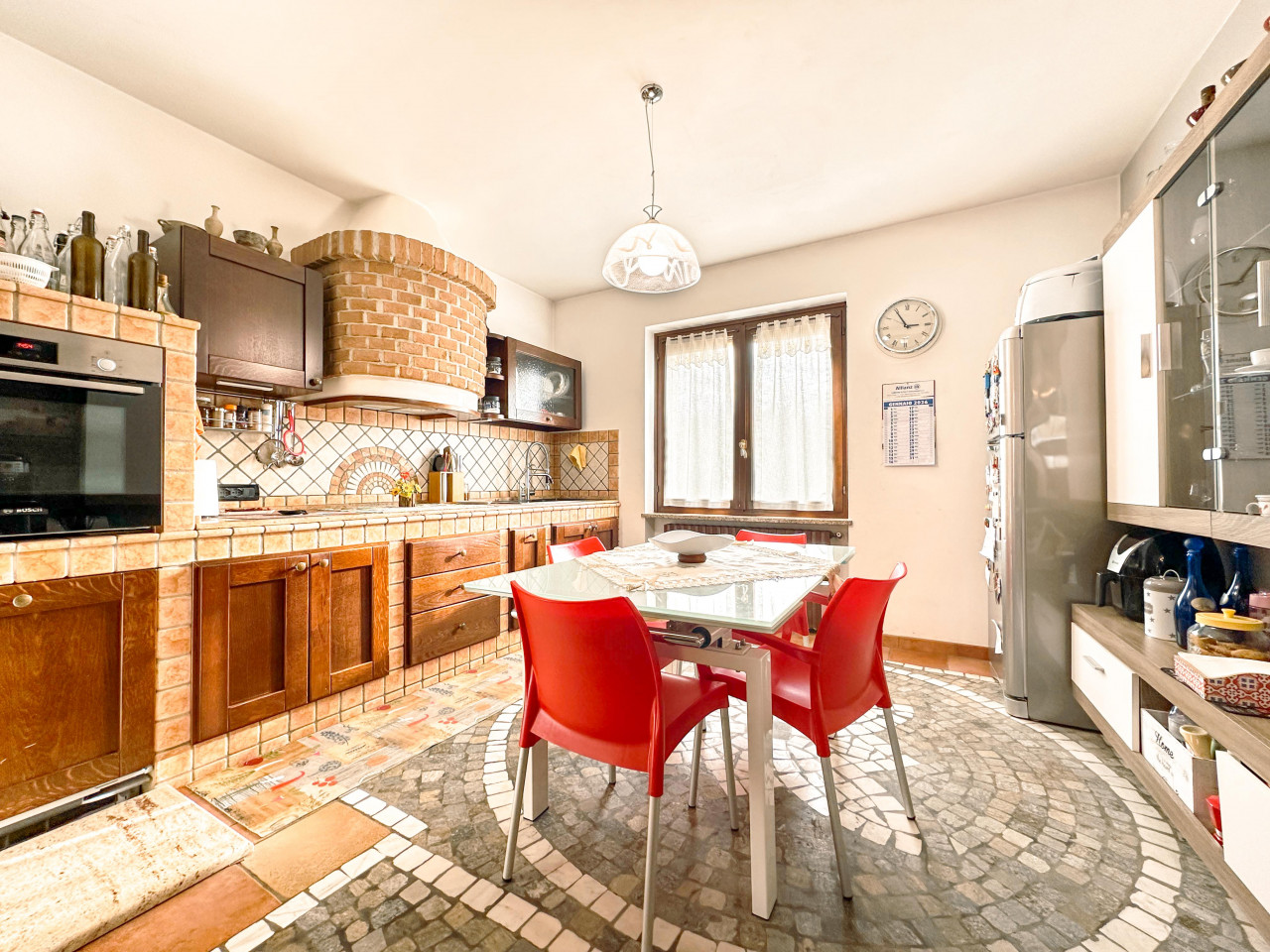 004__villa-vendita-gattinara-cucina1