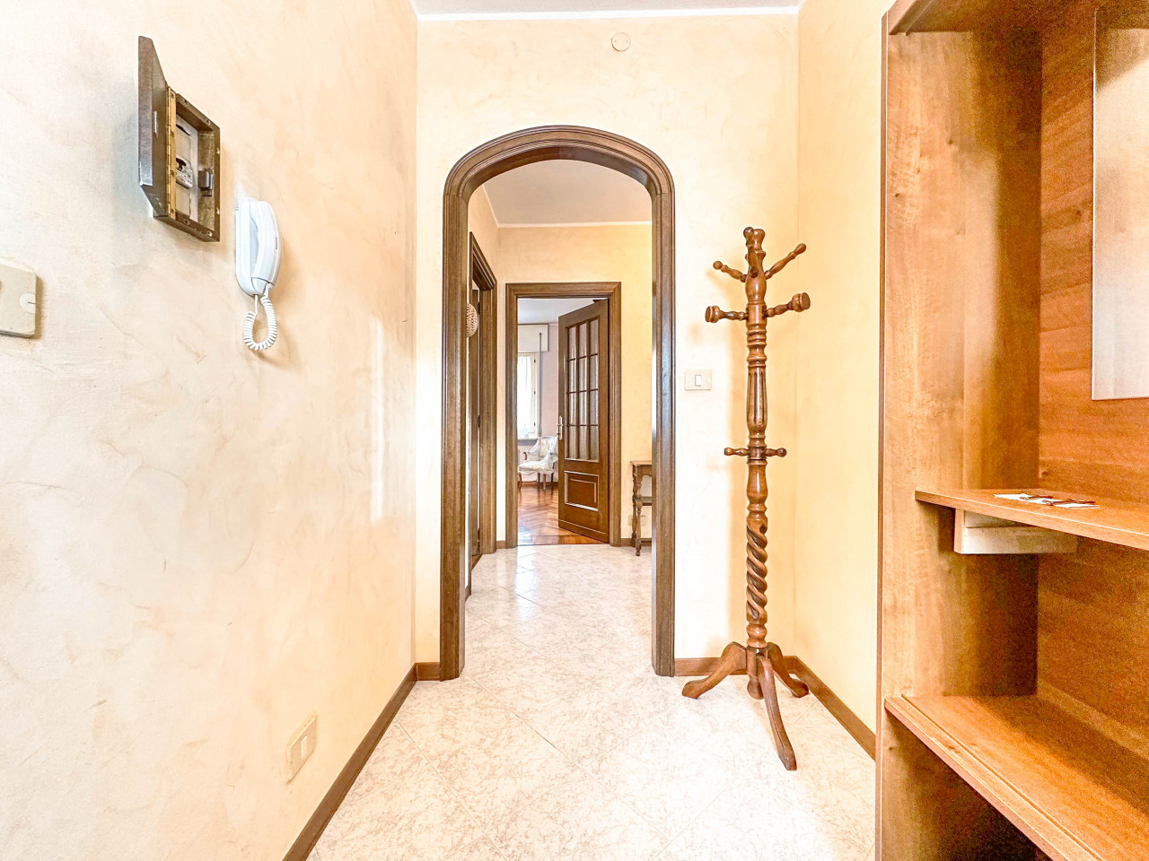 007__appartamento-vendita-borgosesia-corridoio65