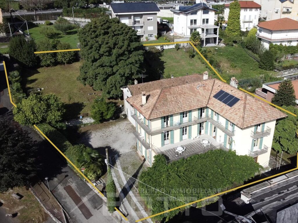 Hotel in vendita a Pella