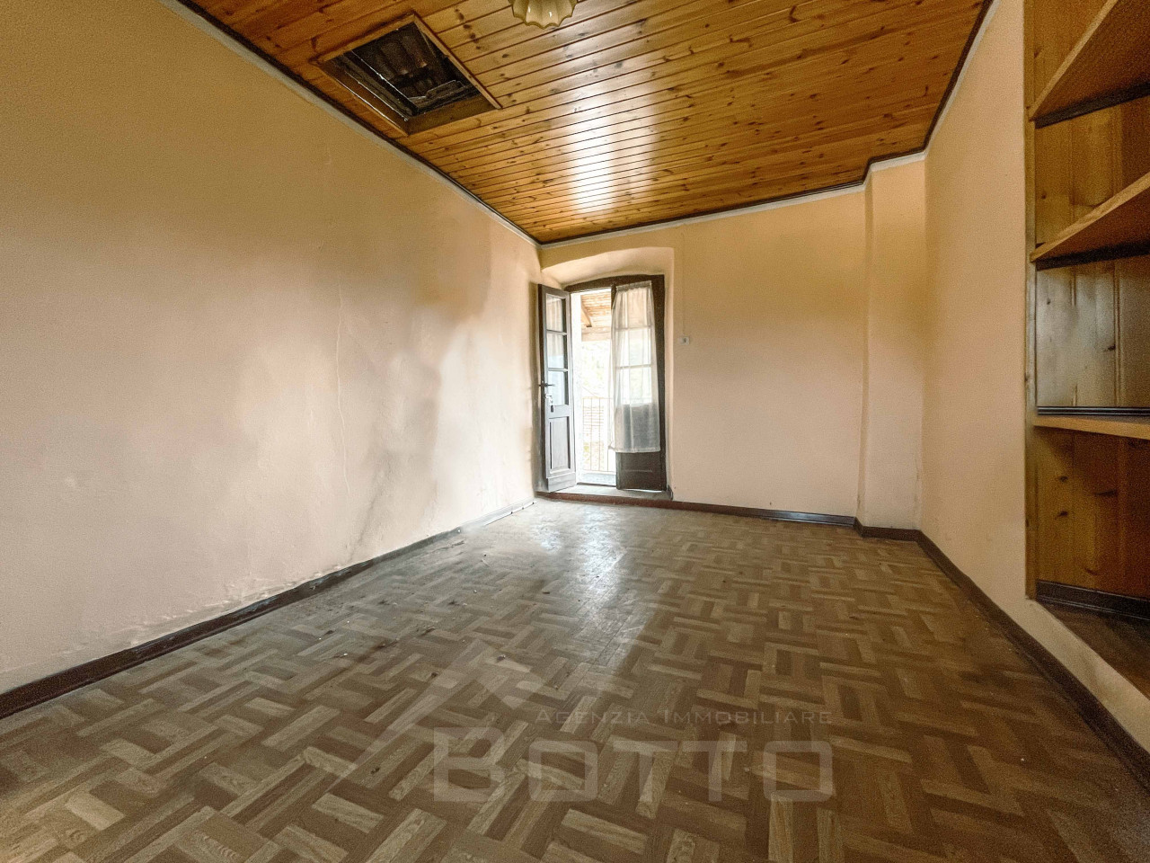 003__rustico-vendita-granerolo-stanza_wmk_0